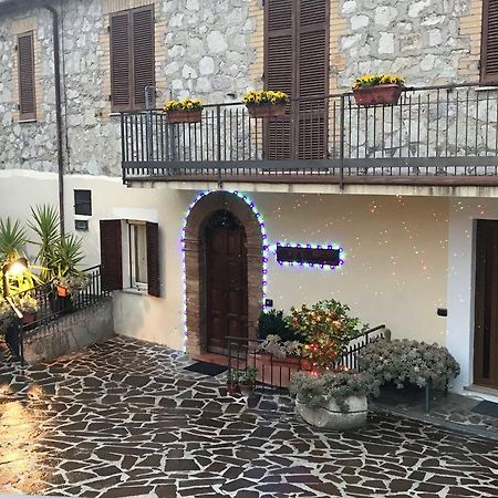 B&B Le Torrette Campello sul Clitunno Exterior foto